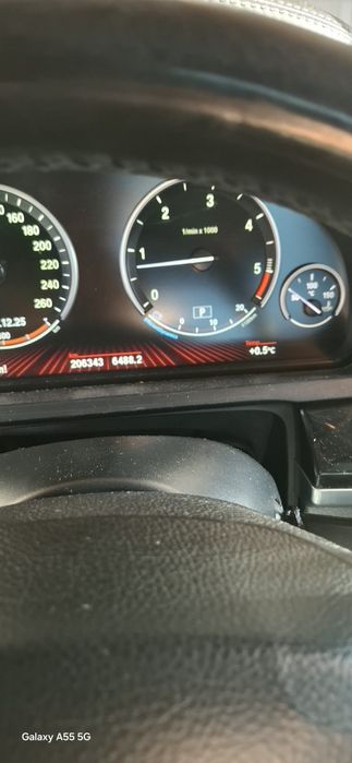 Vând BMW f01 740d