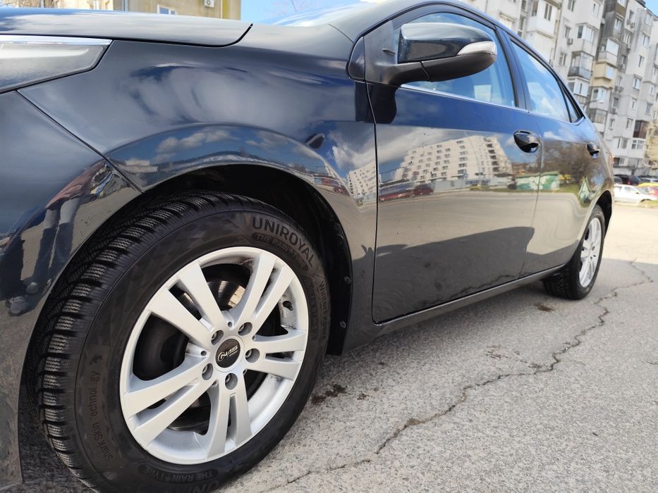 Продавам Toyota Corolla /Тойота Корола