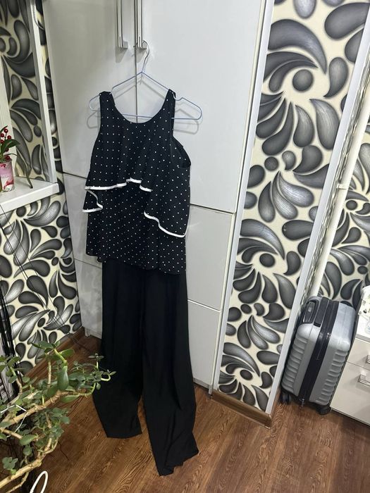 Продается комбинезон