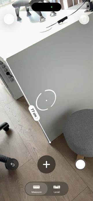 Продавам професионални маси за маникюр + столове – комплект