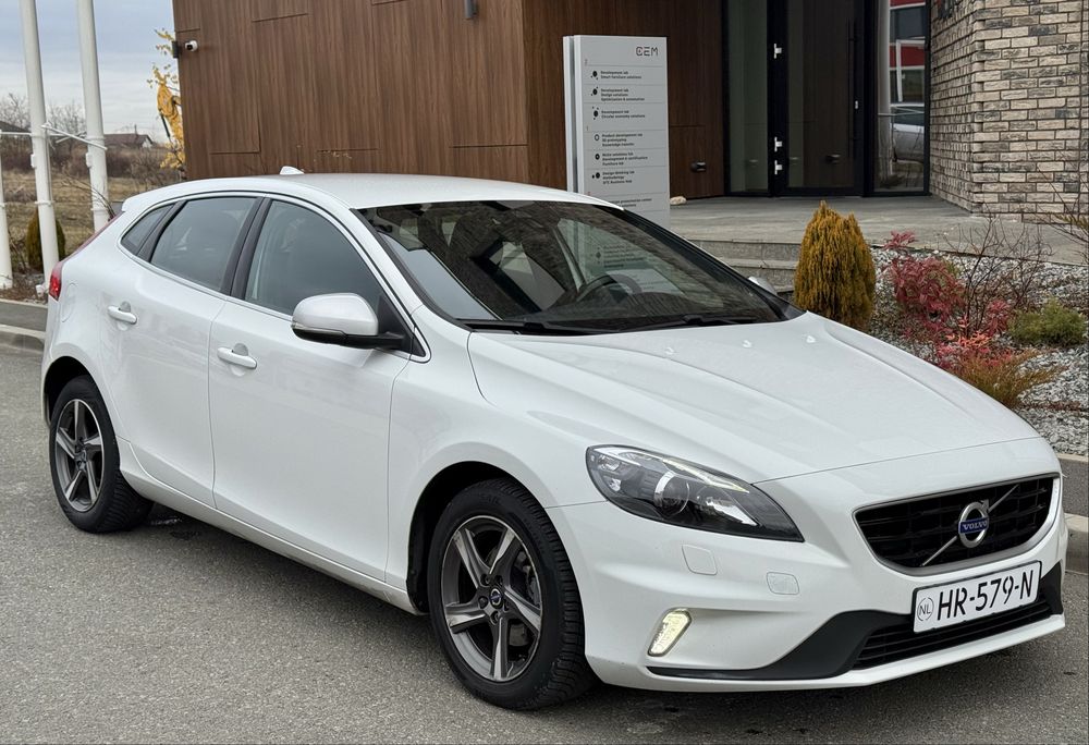 Volvo V 40 2.0 diesel euro 6 R Design 2016