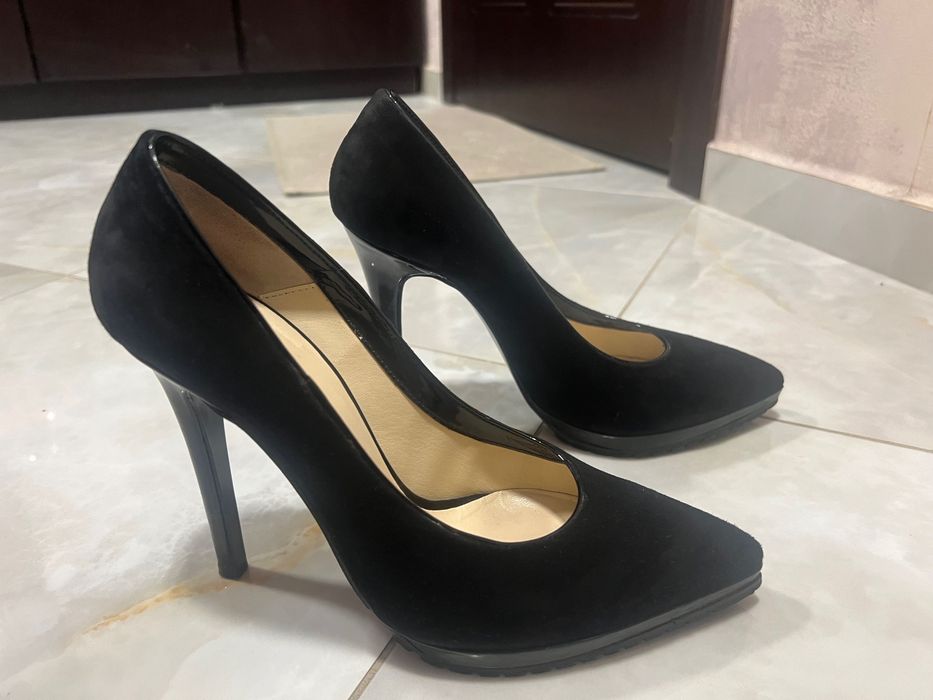 Обувки на ток Pier Lucci 38 номер