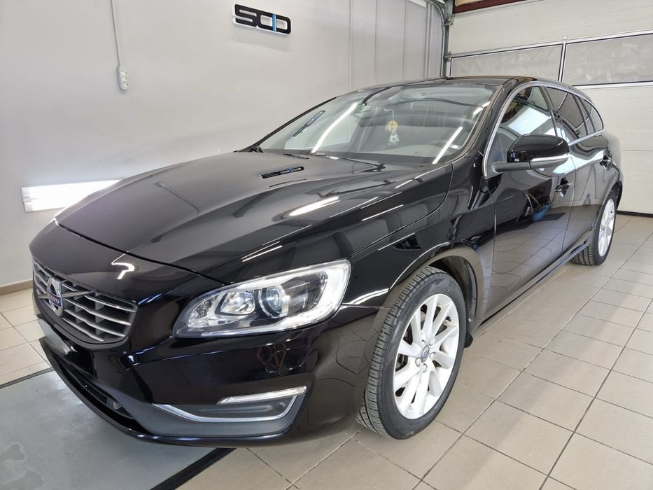 Volvo V60 2017 D4 190cp