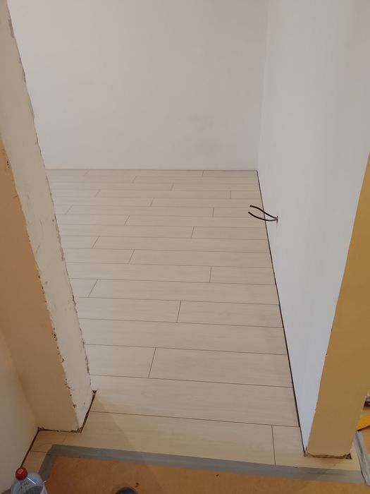 Master .gipisakardon.pol patalok lamind.dekor.