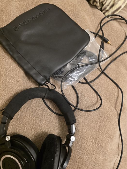 Наушники Audio-Technica ATH-M50X черные