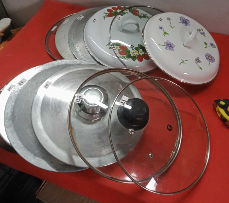 Крышки от кастрюль, казанов
