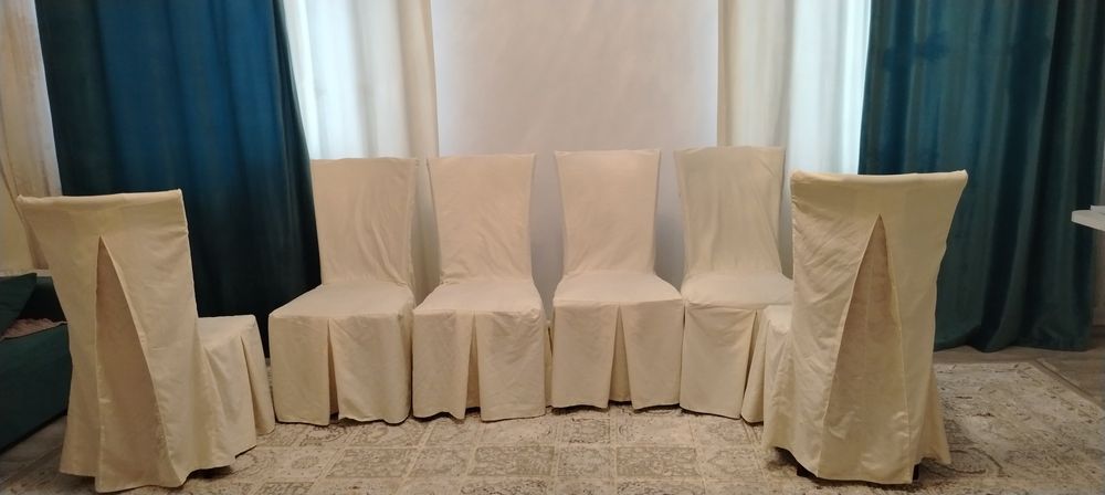 Стулья чехолдарымен