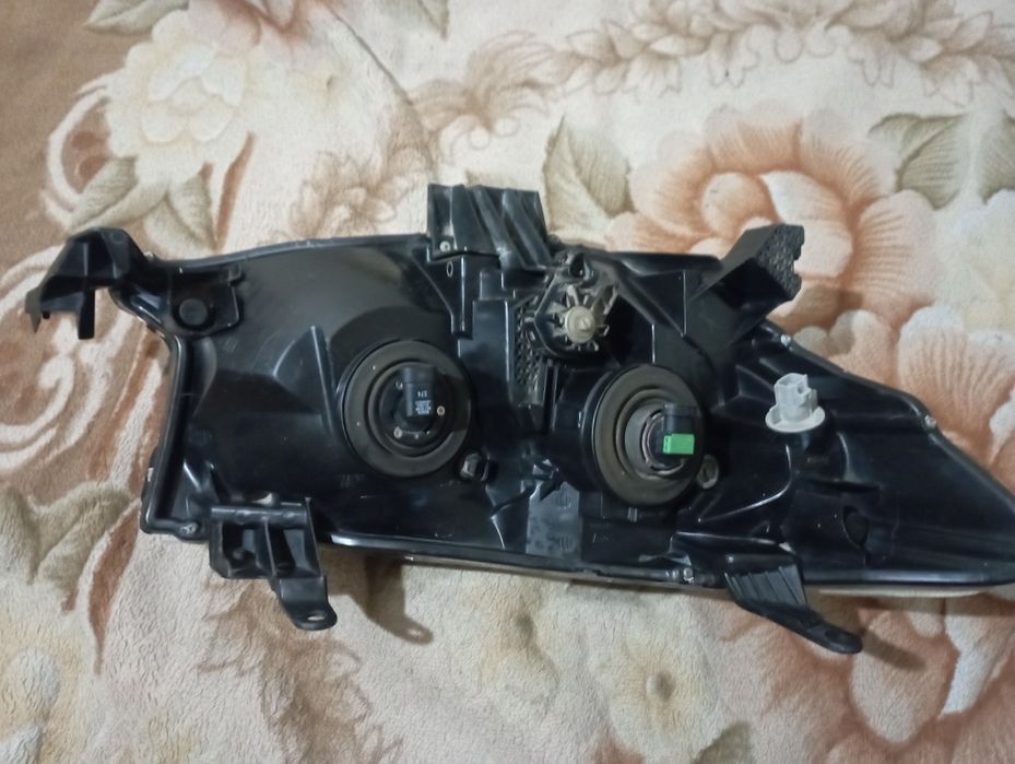 Фара  на Тойота Fortuner