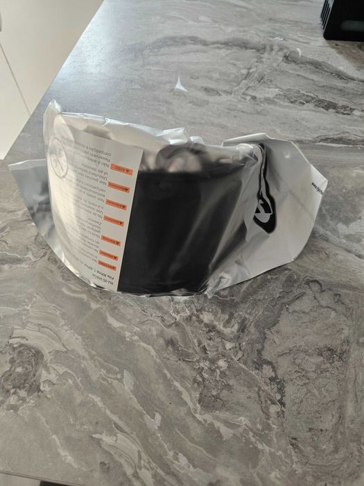 Hjc RPHA 1 тъмен визьор , плака , слюда