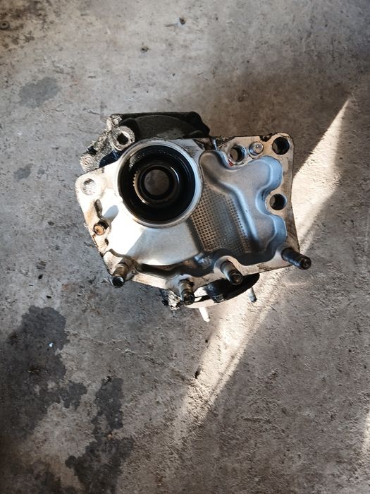 Раздатка Toyota Rav4 2010