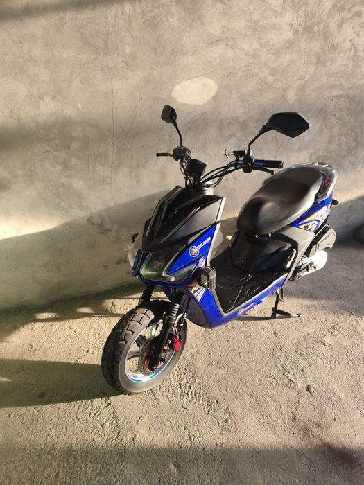 Продаётся скутер бакиланд 150 куб смотрите фото