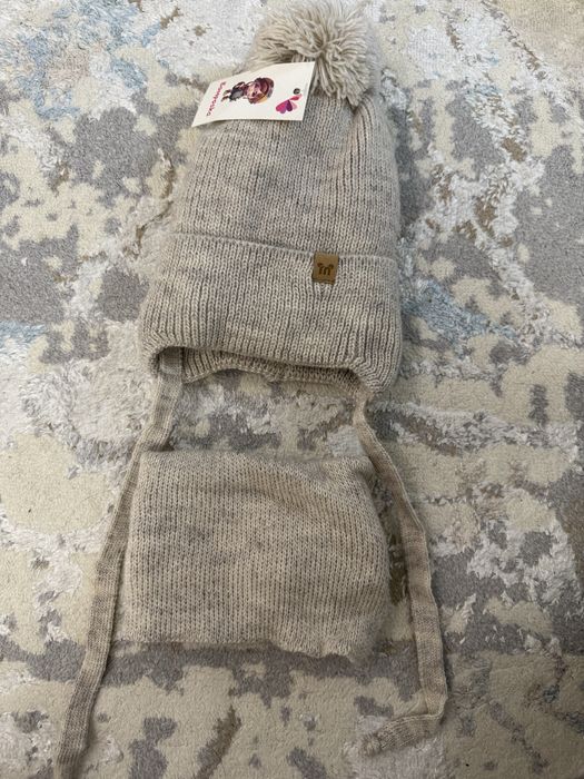 Зимняя детская шапка