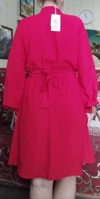 Продам платье новое