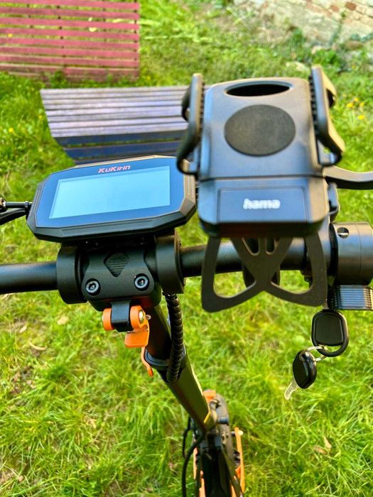 Trotinetă electrică KuKirin G2 Max + accesorii, foarte bine întreținută