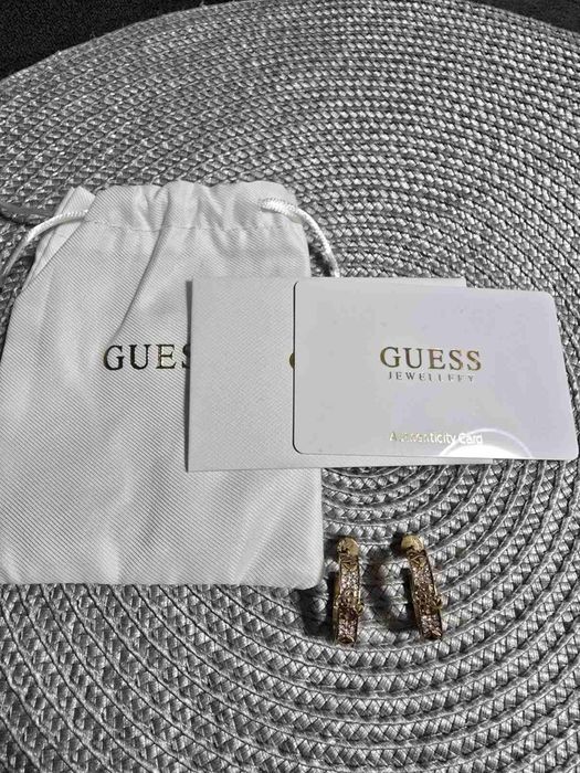 Дамски обеци GUESS