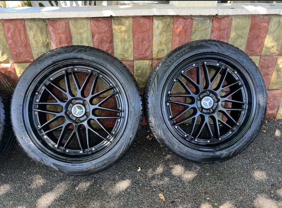 jante cu cauciucuri de iarna Mercedes 245/45 R20 DOT 2023