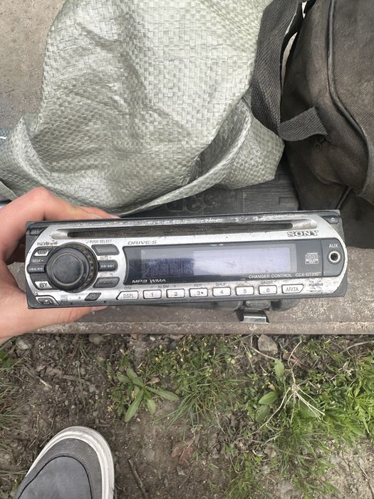 Продам сони оригинал магнитофон