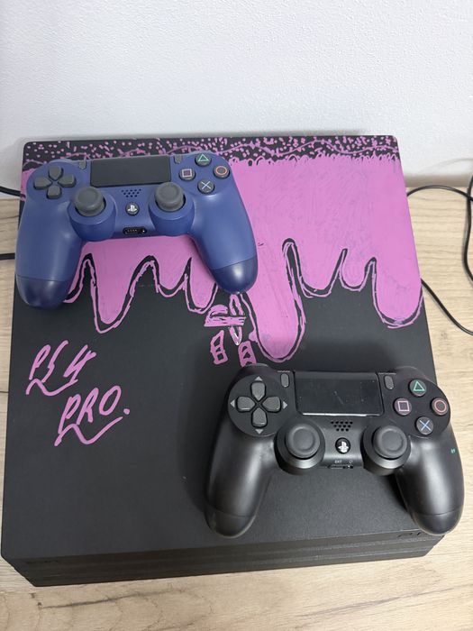 Ps 4 pro 1T 2 manete