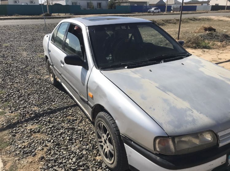 Nissan Primera 1994