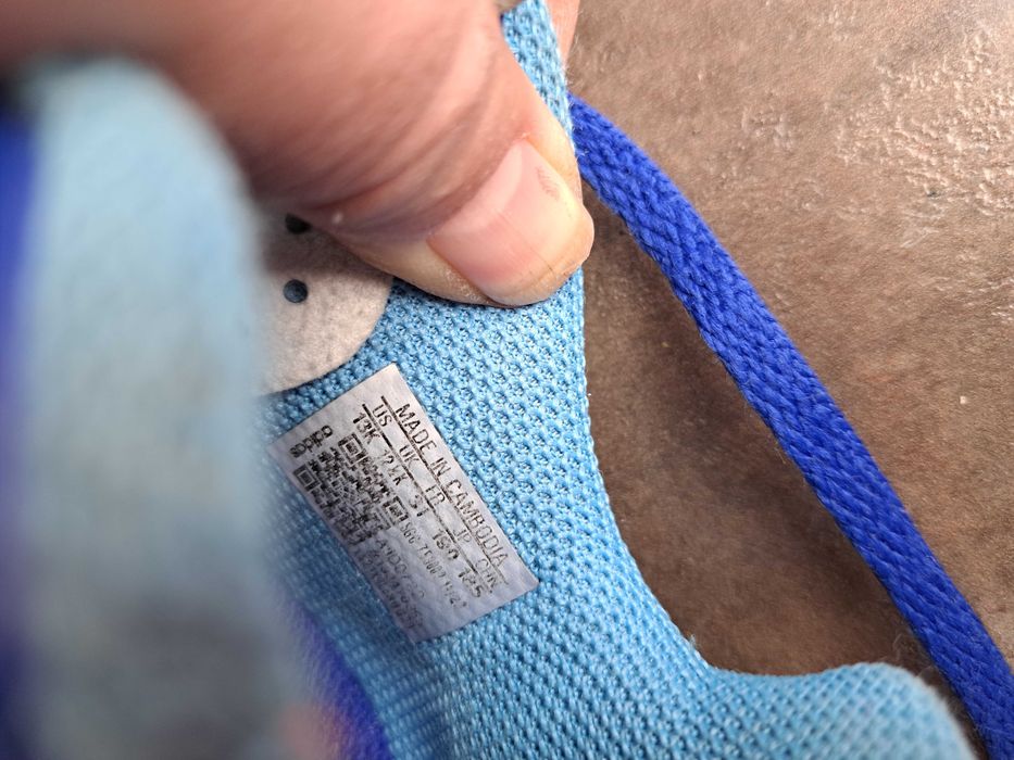 маратонки,кецове,спортни обувки футболни стоножки,Adidas,ном 31,адидас