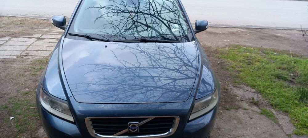 Волво V50. Перфектна и обслужена.