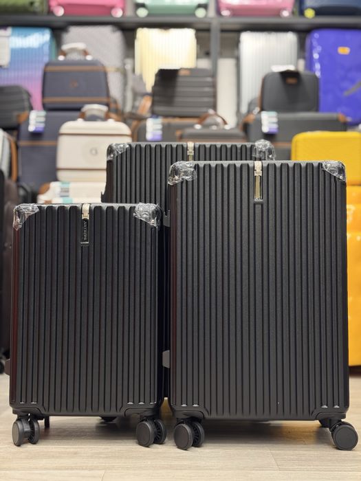 Супер чемоданы из противоударного пластика чамадон