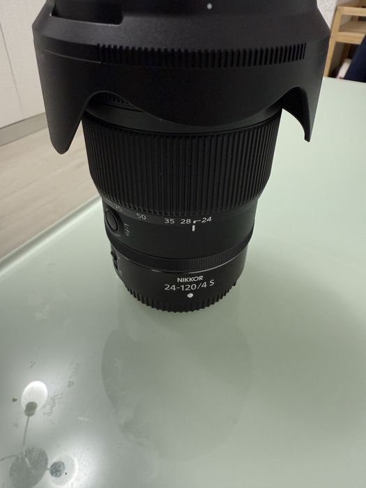 Vand Nikon Z 24-120 f4 S