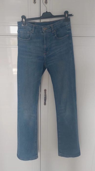 Blugi Zara evazati, marime 36