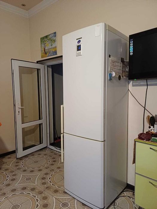 Продаю Холодильник SAMSUNG оригинал Я пония