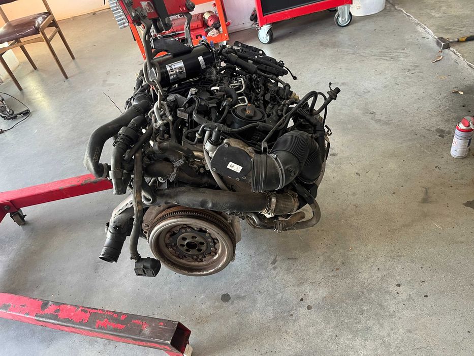 Двигател 2.0 tdi CFG НЕОБОРУДВАН Skoda Superb 2 2.0 tdi dsg дсг