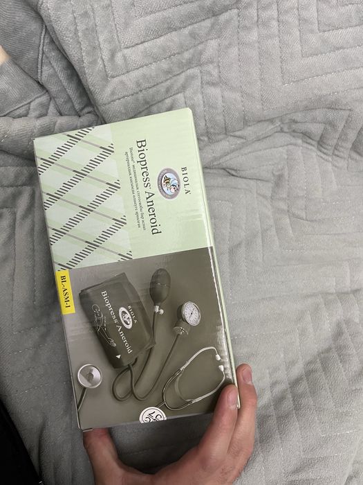 продам тонометр,абсолютно новый