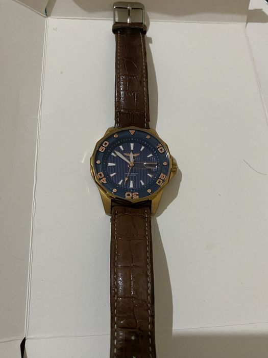 Продается наручные часы