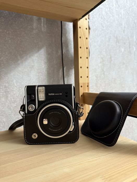 Продам Instax mini 40