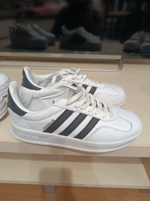 Adidas gazelle  кожа