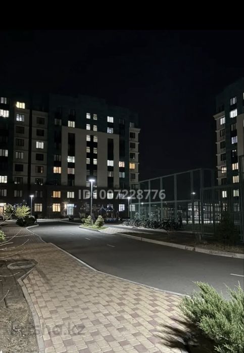 Продам 4-комнатную квартиру