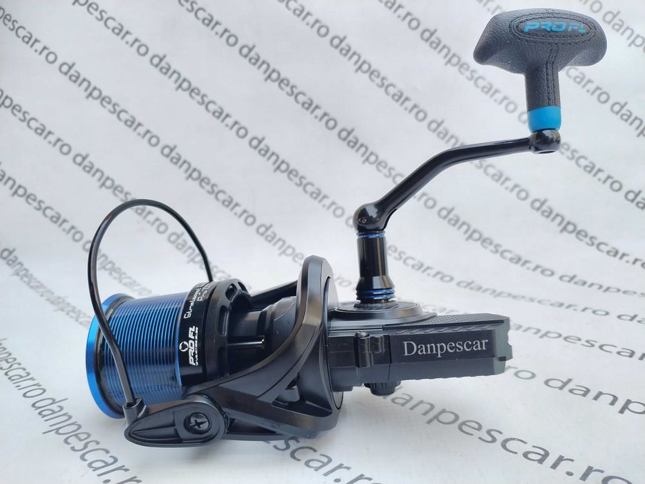 Mulinetă Feeder Crap PRO FL Strategist 7000 Albastru tambur Long Cast