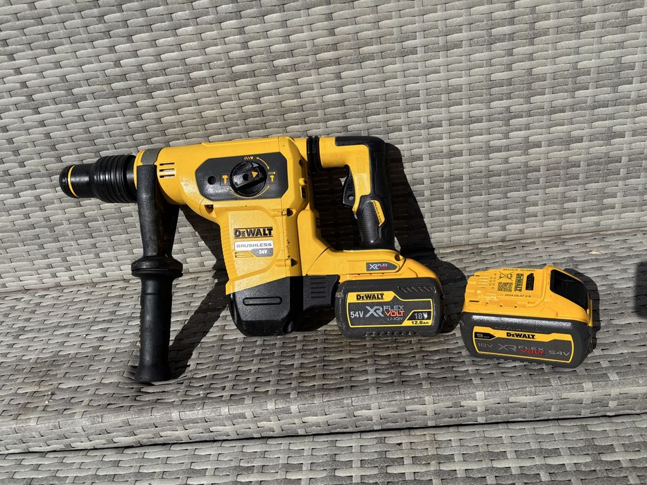 Rotopercutor dewalt DCH481 2025