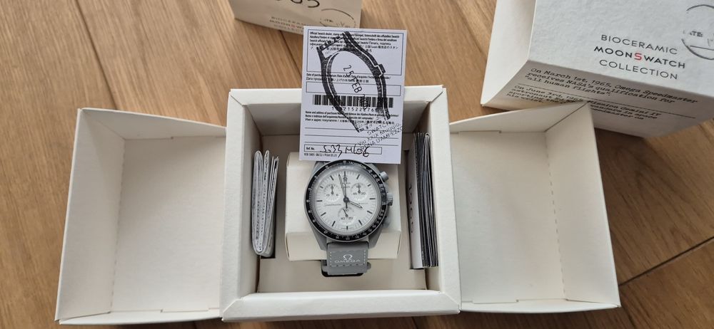 OMEGA x SWATCH Moonswatch 1965