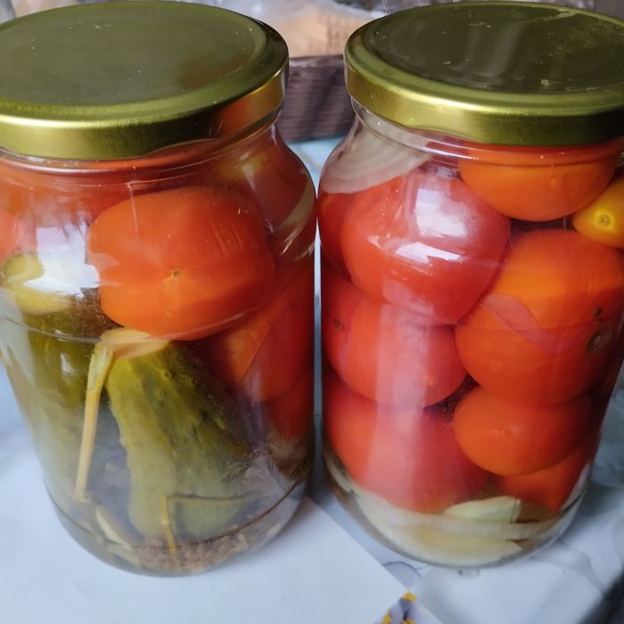 Соленья,варенья ,продам недорого