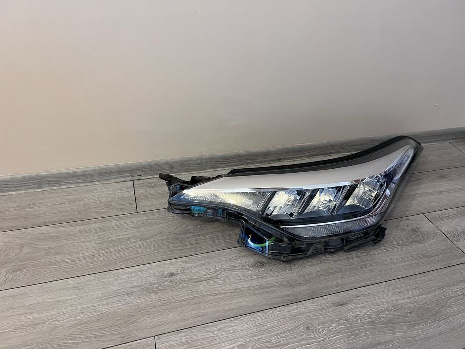 Far stanga Toyota CH-R,Led, Facelift, Original, EU,  81150-F4180-00