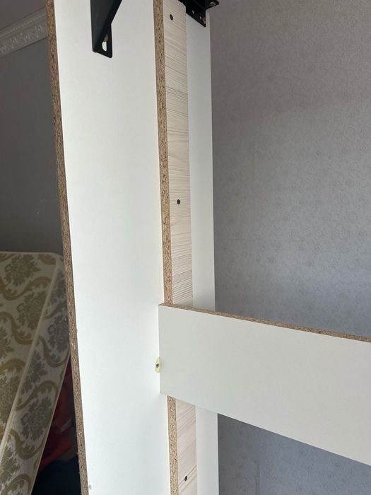 Продаю кровать двуспальная с матрасом