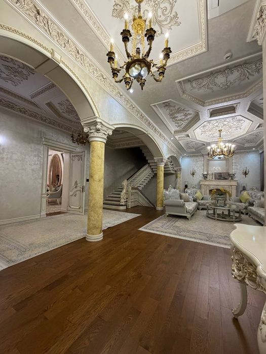 Продается Дом 9,3 соток, 15 комнат, ор-р: Алгоритм, ресторан Дубай