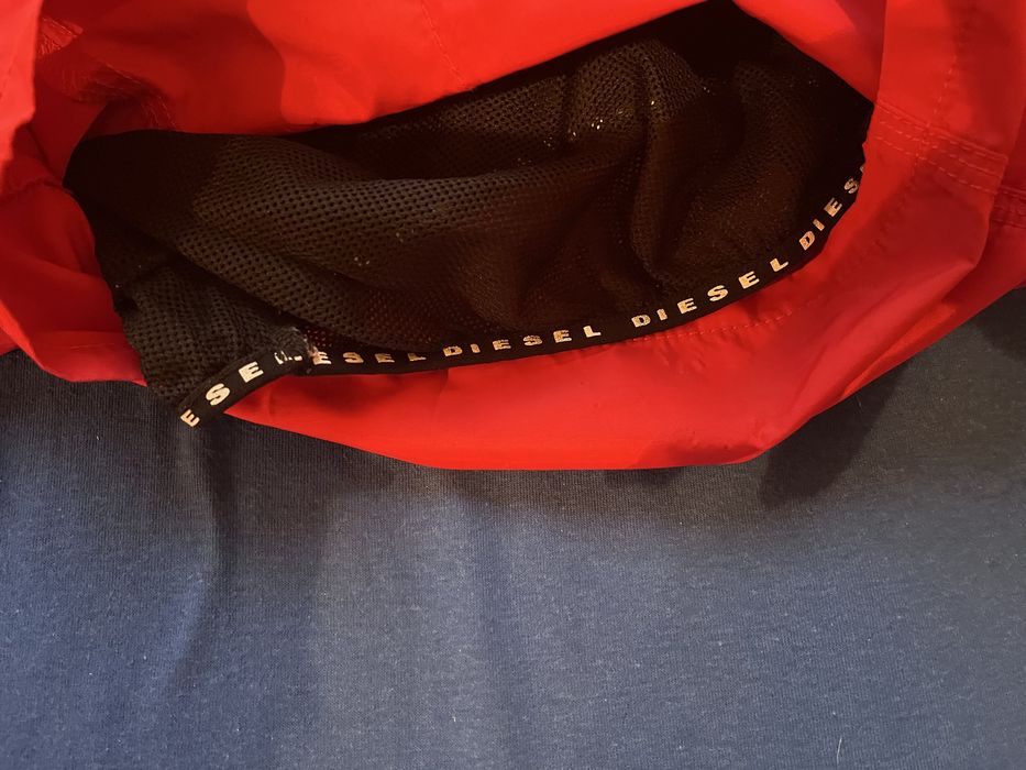 Бански Diesel.