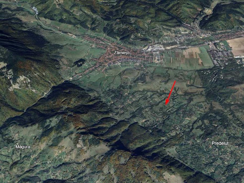 Teren intravilan 500 mp.  Zărnești/Tohănița