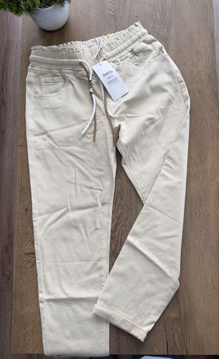 Дамски панталони zara