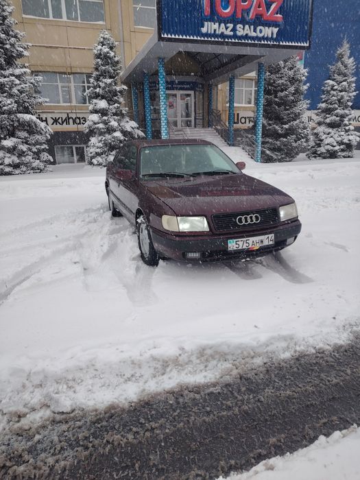 Продам ауди 100 с4