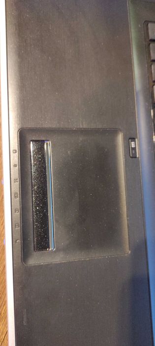 Лаптоп 17.3" MSI-i5 3Ghz,8GB RAM, 500GB