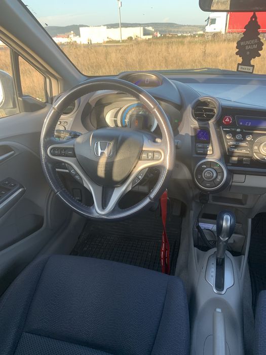 HONDA Insight 2010 — imagine 3