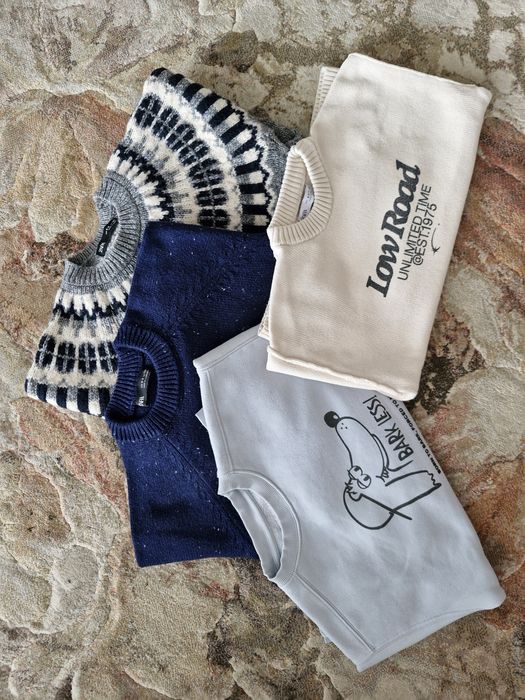 Set 4 piese :2 bluze si 2  pulovere ,Zara,marimea 130 ,stare foarte buna