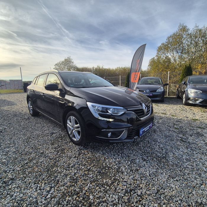Renault Megane , benzina, euro 6 , clima , navi , 130 CP , Rate ,Garantie ,Germania ,2017, pret FiX